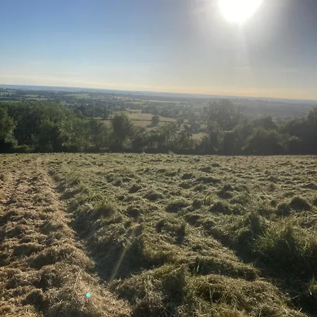 Semesterbostad Le Du Domaine De La Fresnee *